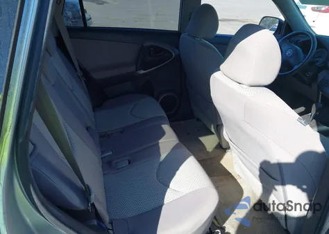 2006 Toyota Rav4 from USA, damaged, VIN JTMBD33V566006551